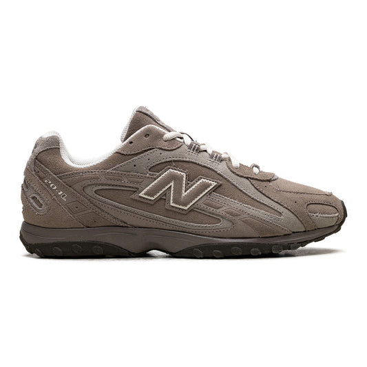 New Balance 204L Mushroom Arid Stone | Zalorah