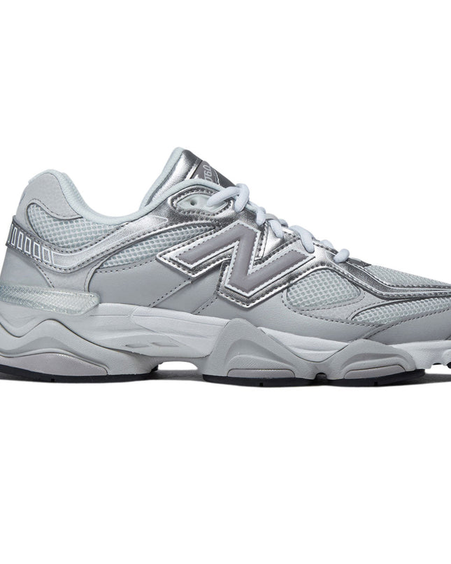 NB 9060 - Raincloud/Truffle Salt
