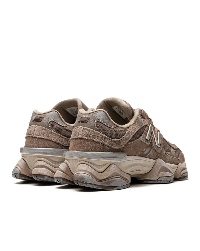 9060 | Mushroom Brown
