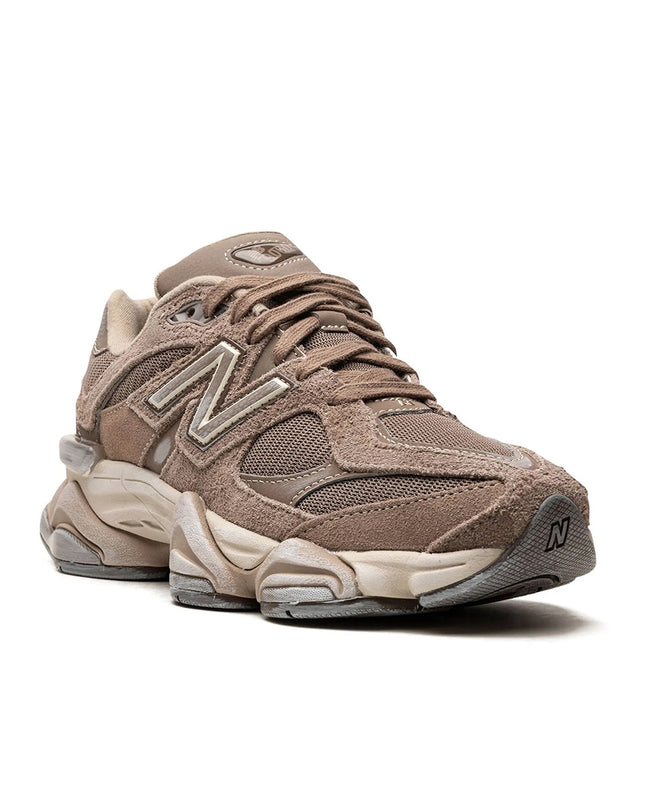 9060 | Mushroom Brown