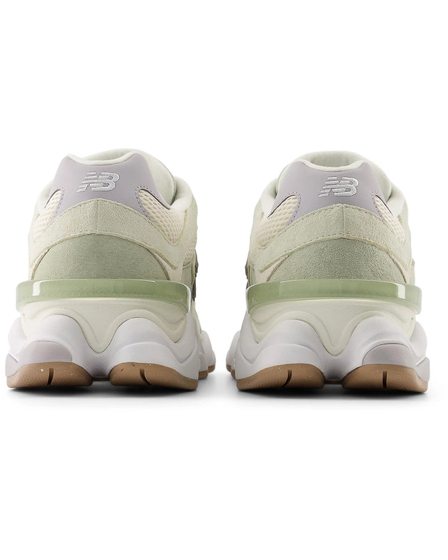 9060 | Pearl Grey
